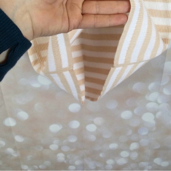 Marie Oliver Flutter Sleeve Top - Picture 4 of 9